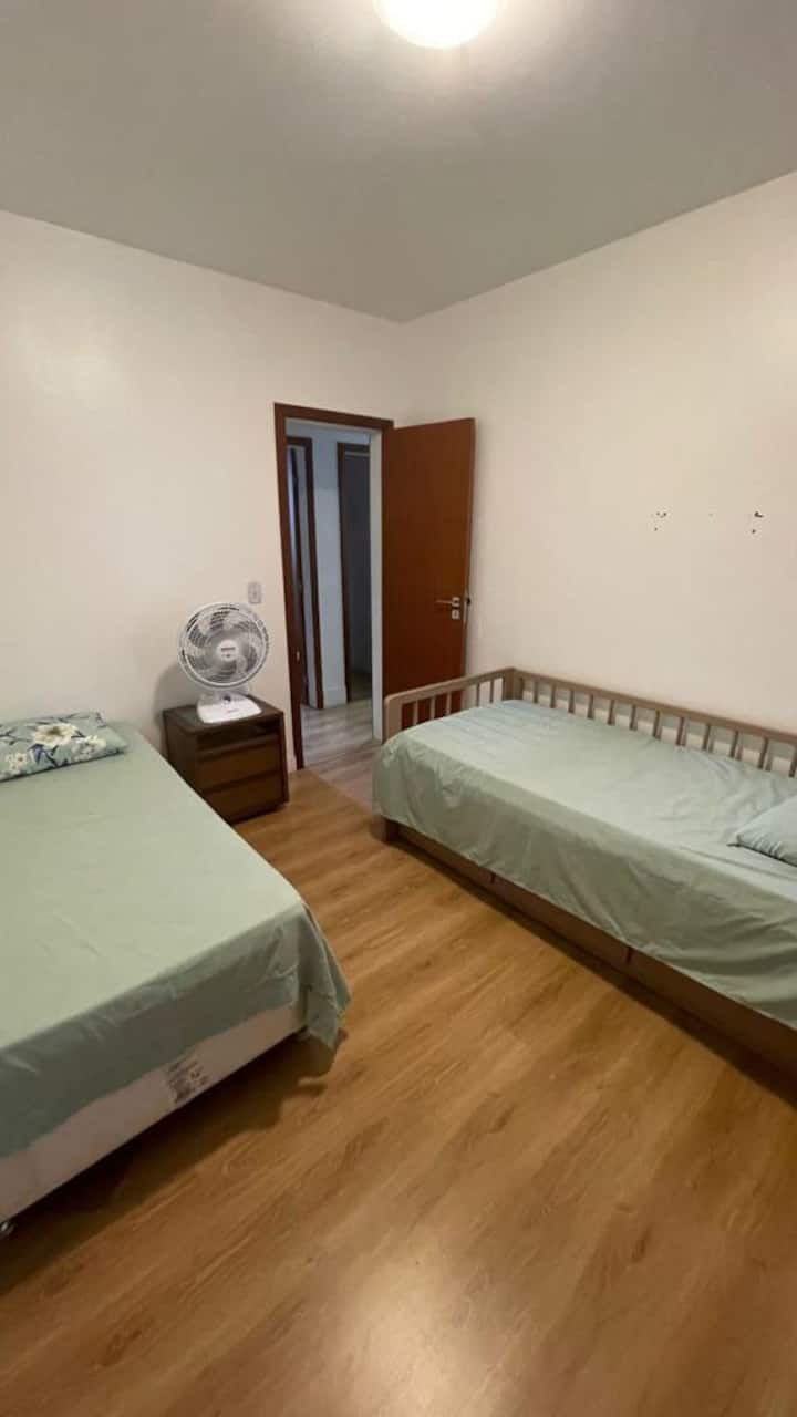 シングルベッド2台＋補助器具