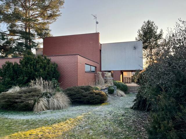 Modern Design Villa 2 apartments whirlpool&garden