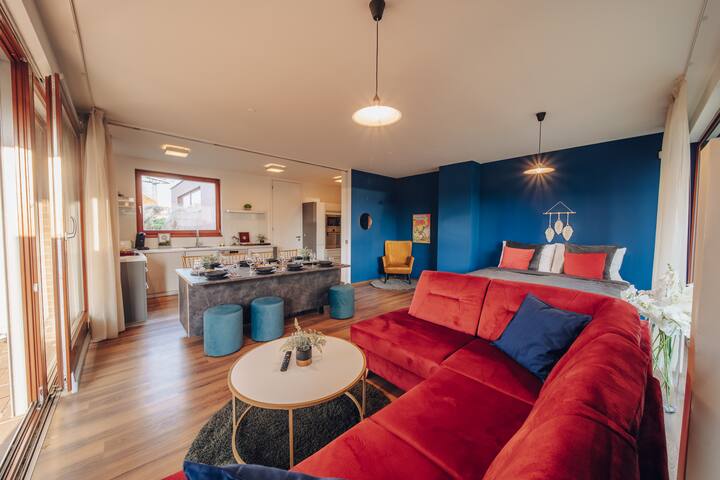 Stylish Ap in modern villa with whirlpool&terrace gallery image 4