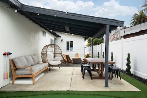 *Golden Getaway* 6 Beds / 8 Minutes to downtown