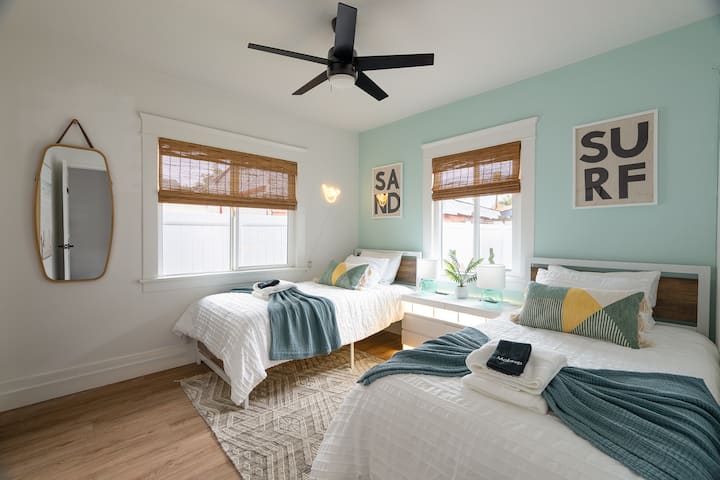 Pacific Beach Bungalow