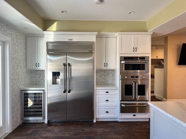 Luxurious Family-Friendly Getaway gallery image 3