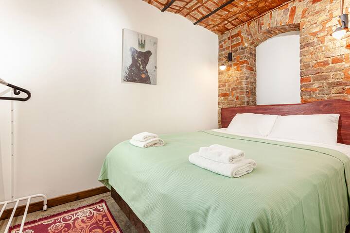 Big group PRV. Garden 6BR/4BA gallery image 3