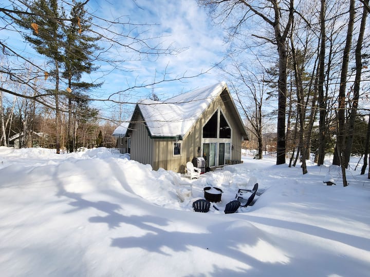 Sunday River Home w/ Fire Pit near Skiing, Golf Houses for Rent in