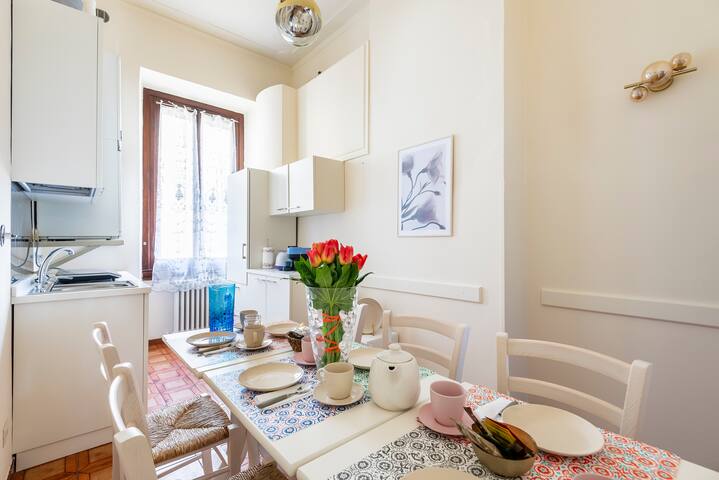 Holiday AD Duomo, Florence gallery image 5