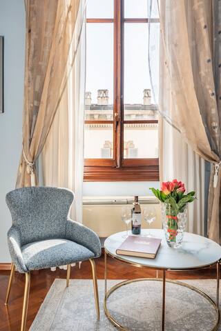 Holiday AD Duomo, Florence gallery image 4