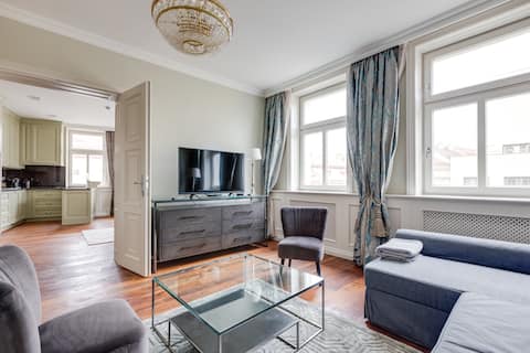 Successful Airbnb property: Pure Luxury Suite Friendly Calm Residence Prague in Praha 10