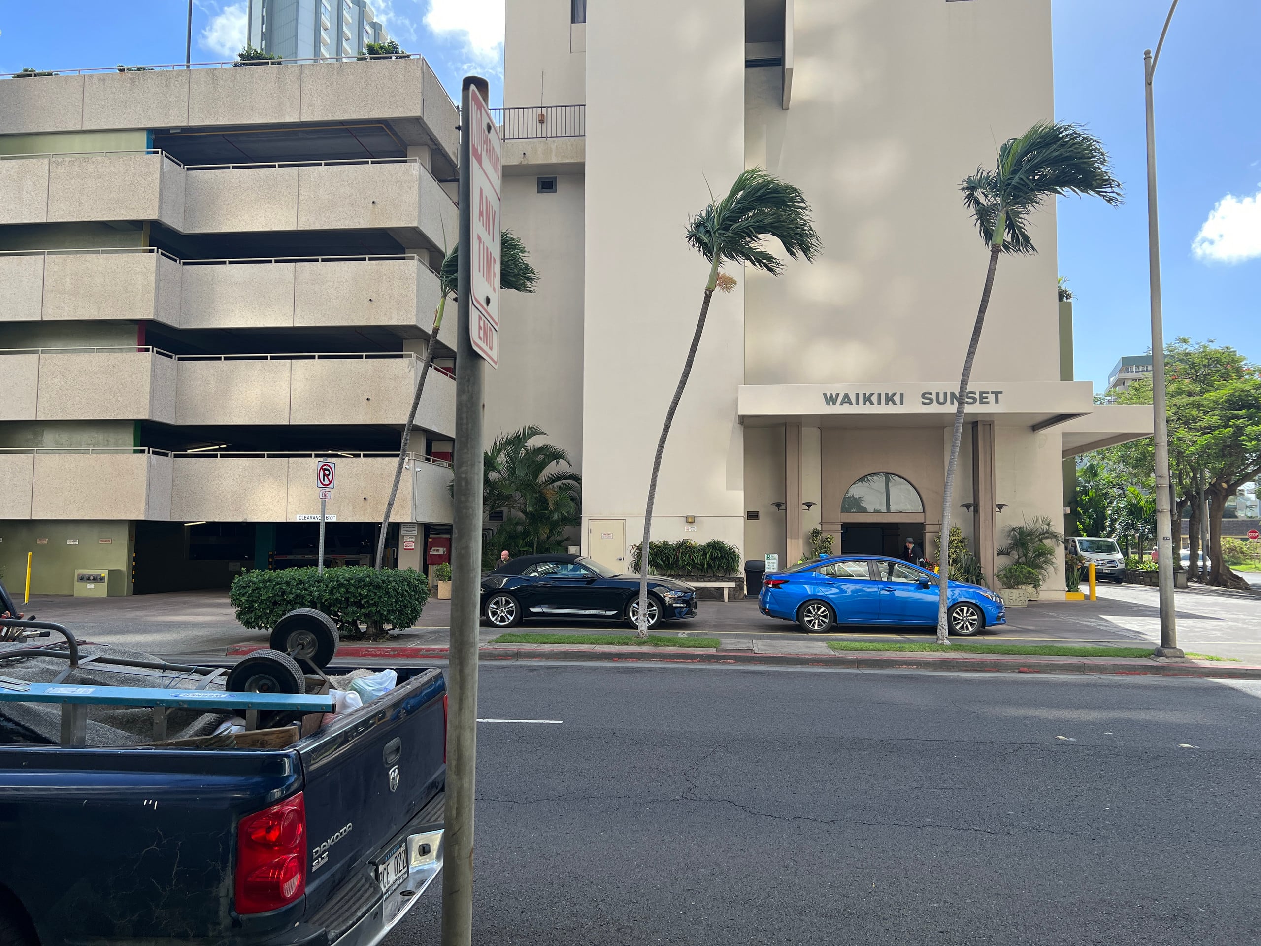 Spacious 1 bedroom at Waikiki Sunset/Free Parking - Image 7
