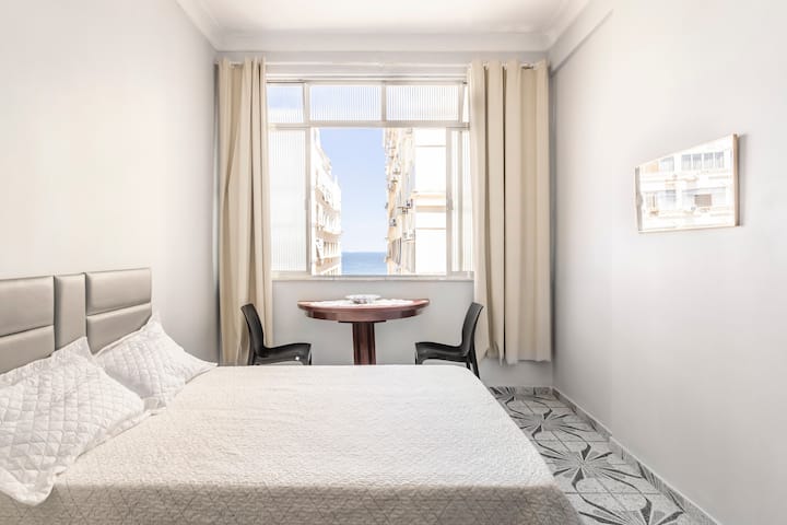 Vista Praia De Copacabana - Apartamento Familiar - Copacabana