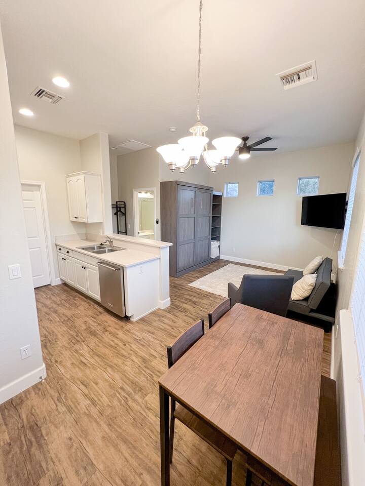 Gilbert Studio Guesthouses for Rent in Gilbert, Arizona, United