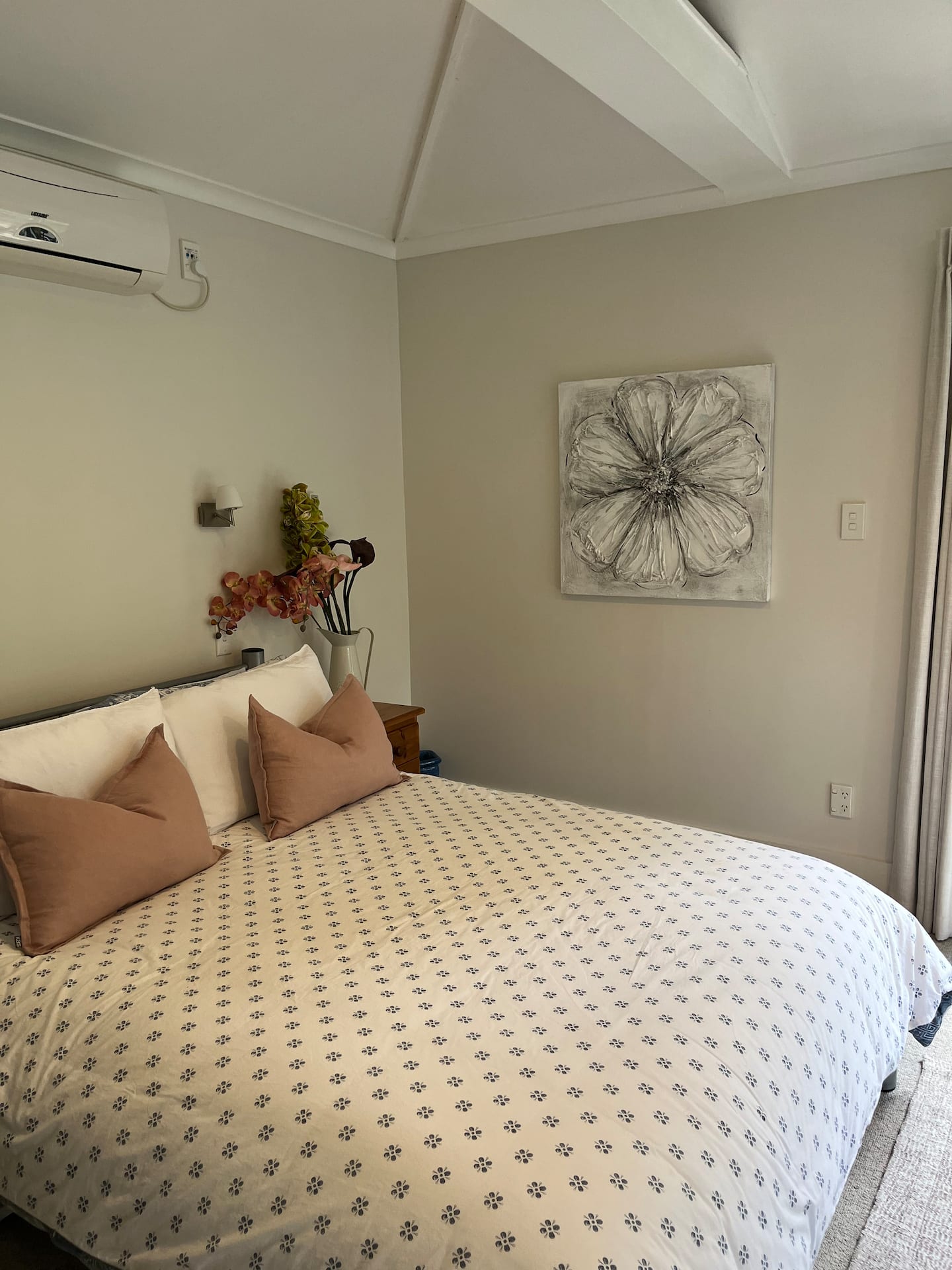 The Riverbank Studio 4