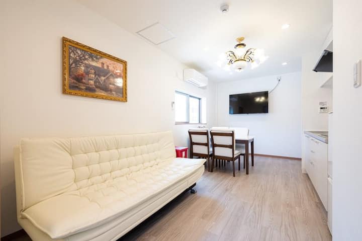 323 Namba 4th Floor - Namba Station about 6 minutes on foot