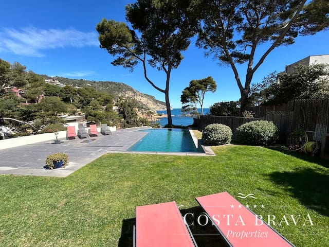 Villa primera línea Aiguablava