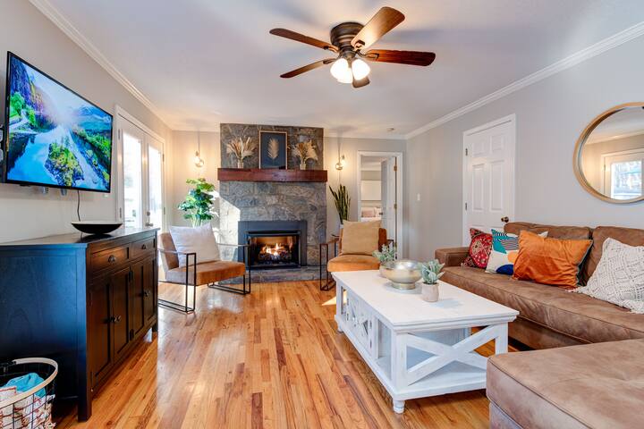 Meadow Lounge | Pool | Hot Tub | 10 Min to DTN gallery image 5