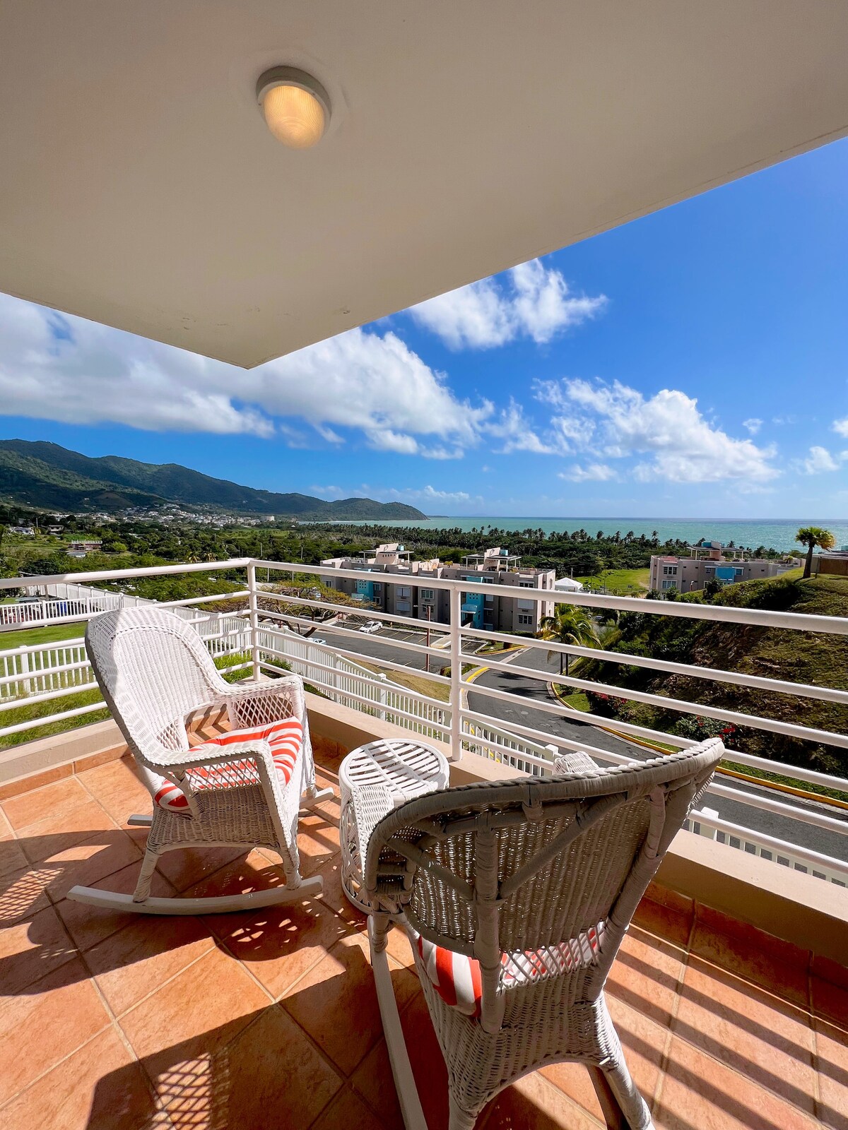 Villa del Faro Ocean View Apartments for Rent in Maunabo, Maunabo