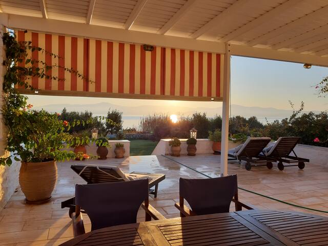 Ambelas Oasis gallery image 2