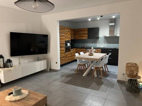 Beautiful cozy and modern apartment