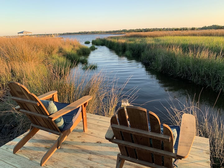 Waterfront Suite w/ view Houses for Rent in North Charleston, South Carolina, United States