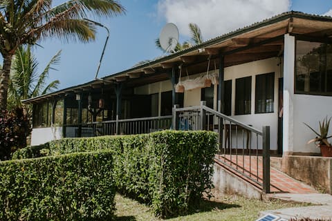 Rustic Mountain house with Pool for digital nomads