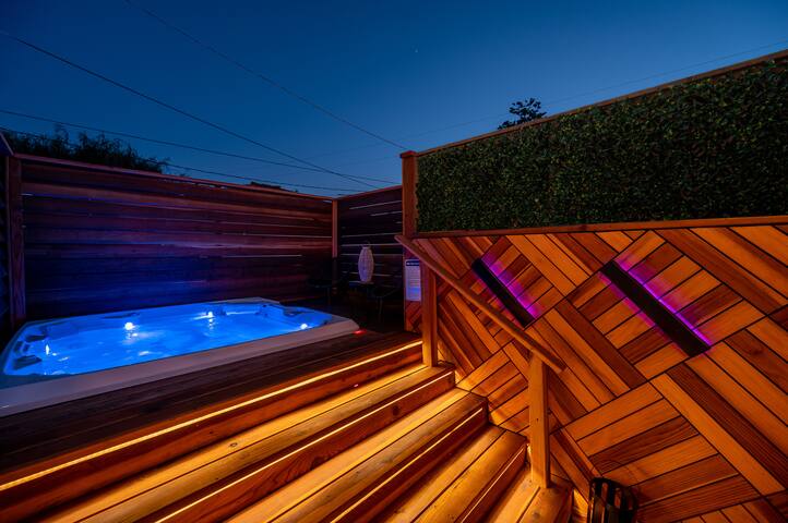 La Jolla Beach House-Family Focused-3min to Beach gallery image 2