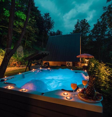 HillsideSapanca - Jakuzili Bungalov