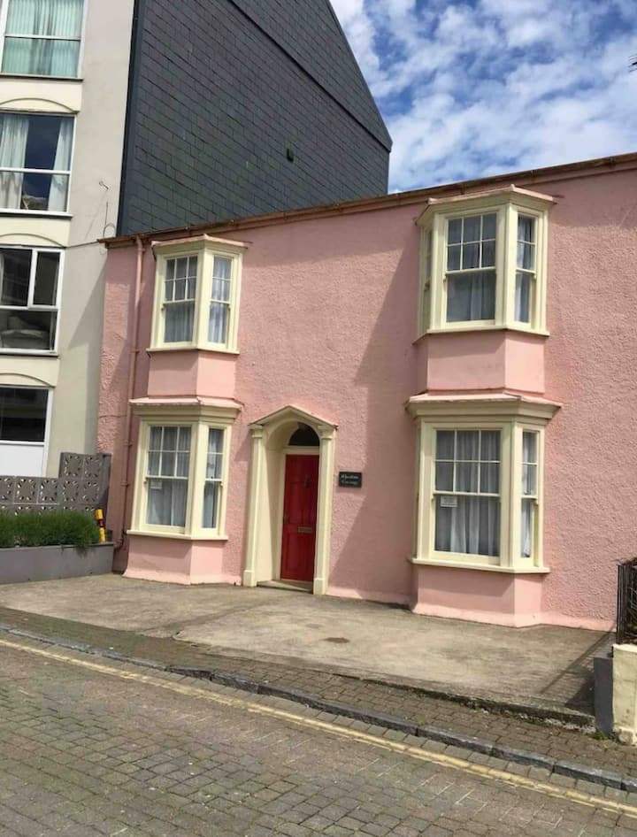 Tenby Seaside Cottage Houses for Rent in Pembrokeshire, Wales, United