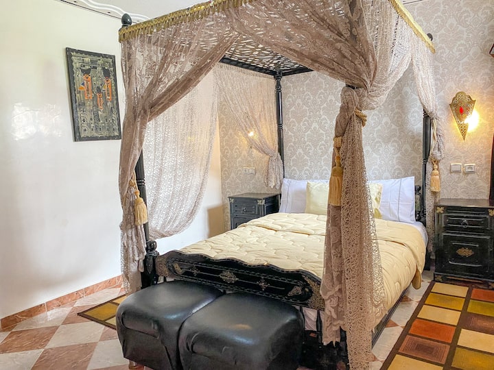 غرفة النوم 2