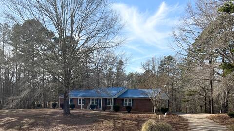 Stone Pointe Farm House