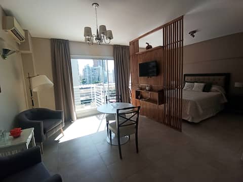 Propiedad de Airbnb exitosa: Studio with private garage en Villa Urquiza