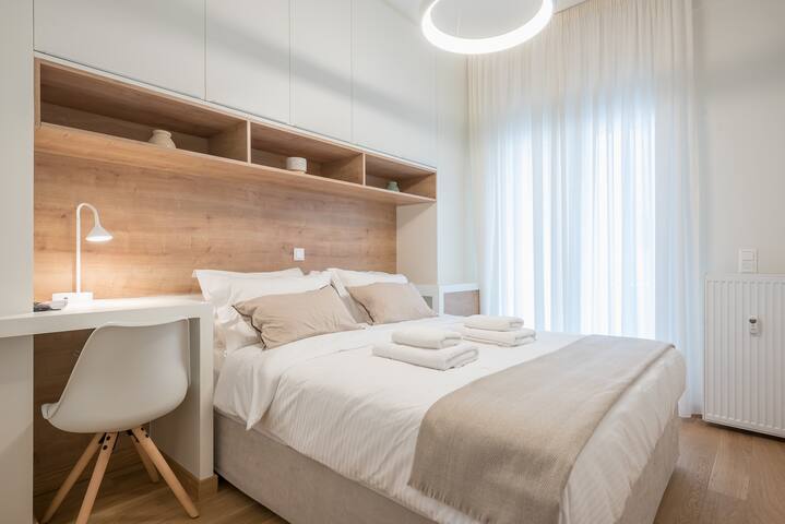 Acropolis Luxurious Apartment gallery image 4