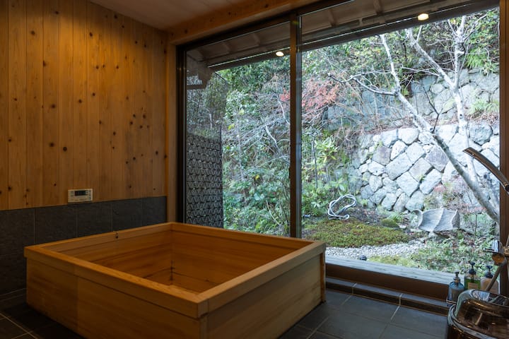 フルバスルーム