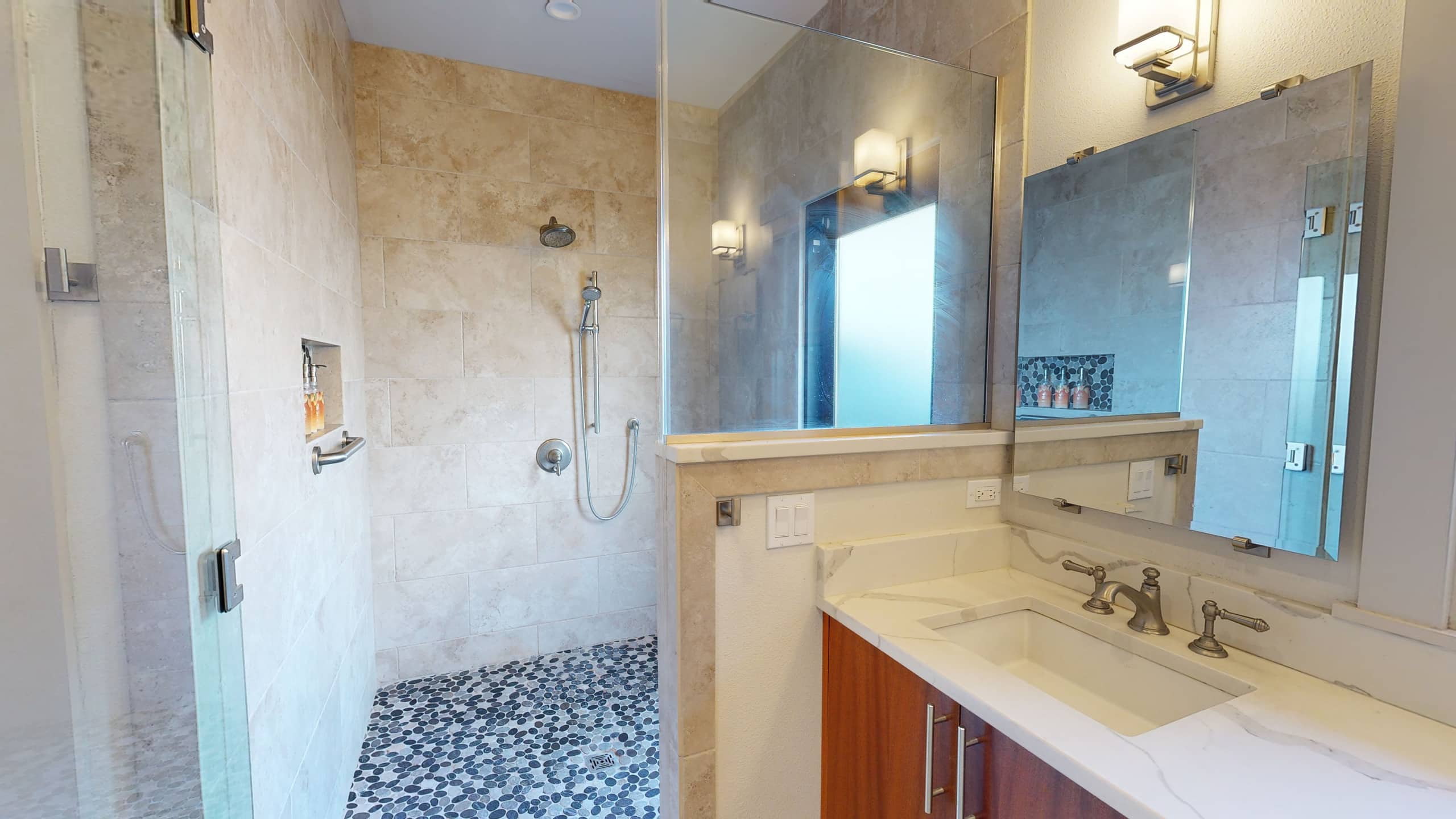 Home in Waikoloa Village · ★4.88 · 4 bedrooms · 7 beds · 3 baths - Photo 23