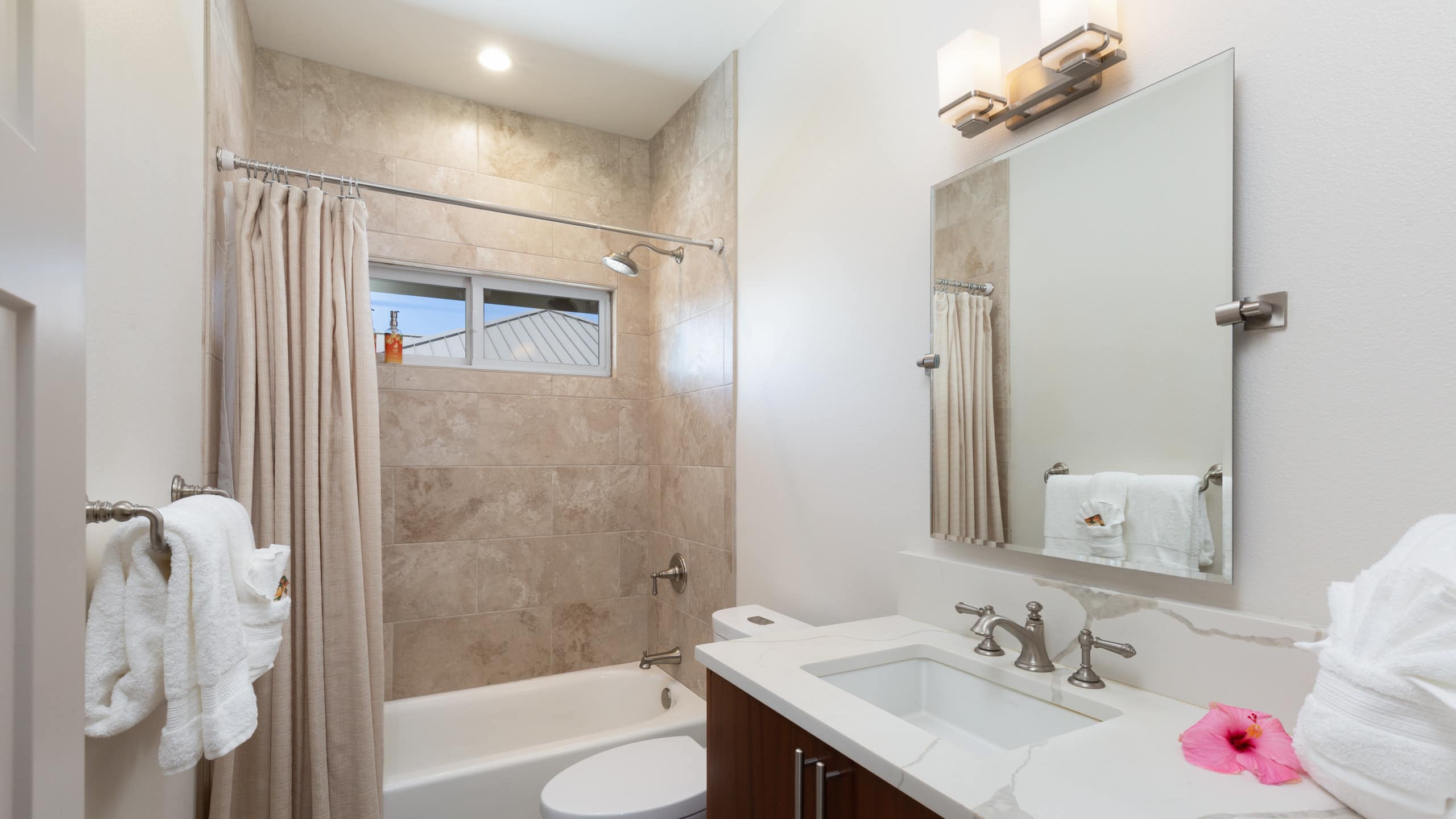 Home in Waikoloa Village · ★4.88 · 4 bedrooms · 7 beds · 3 baths - Photo 27