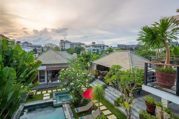 Echo beach 7 bedroom villa canggu - Villas for Rent in Kecamatan Kuta  Utara, Bali, Indonesia - Airbnb