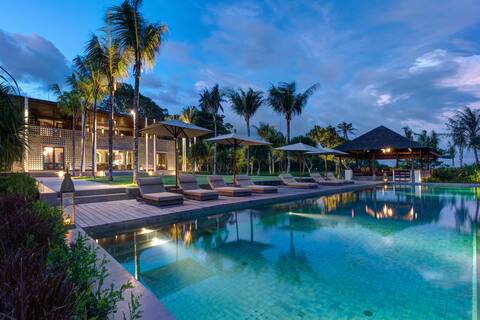 Jeeva Saba - Luxury 8-BR Estate