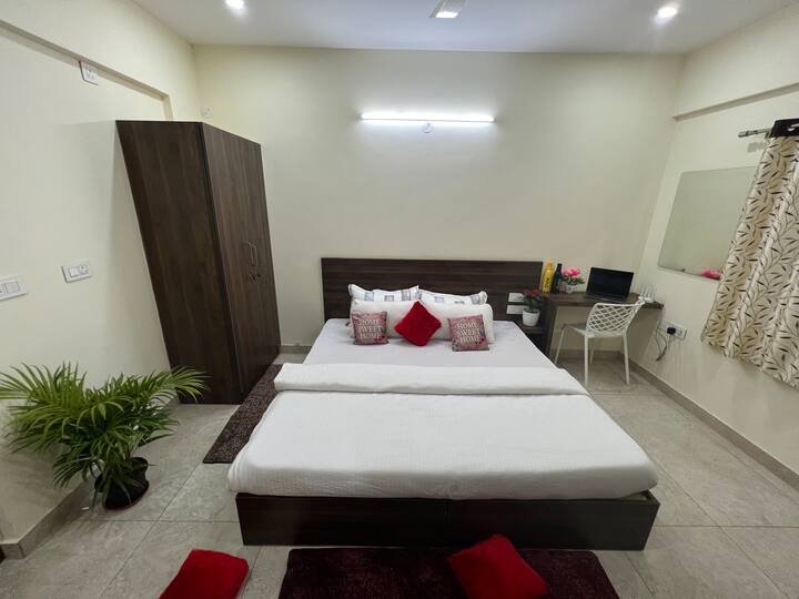 Modern studio room Near Manyata Tech Park WFH Apartments for Rent