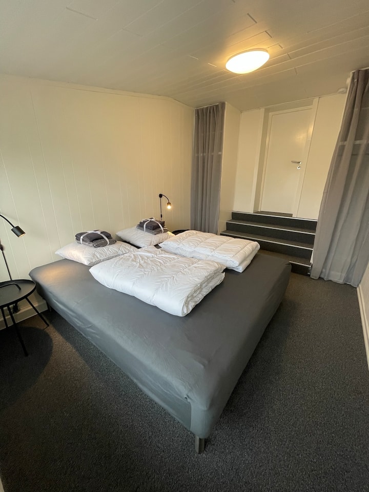 საძინებელი 1