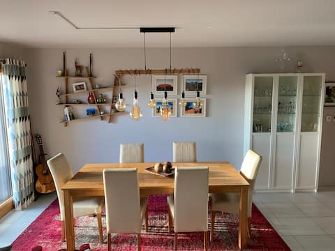 Apartment with lake view