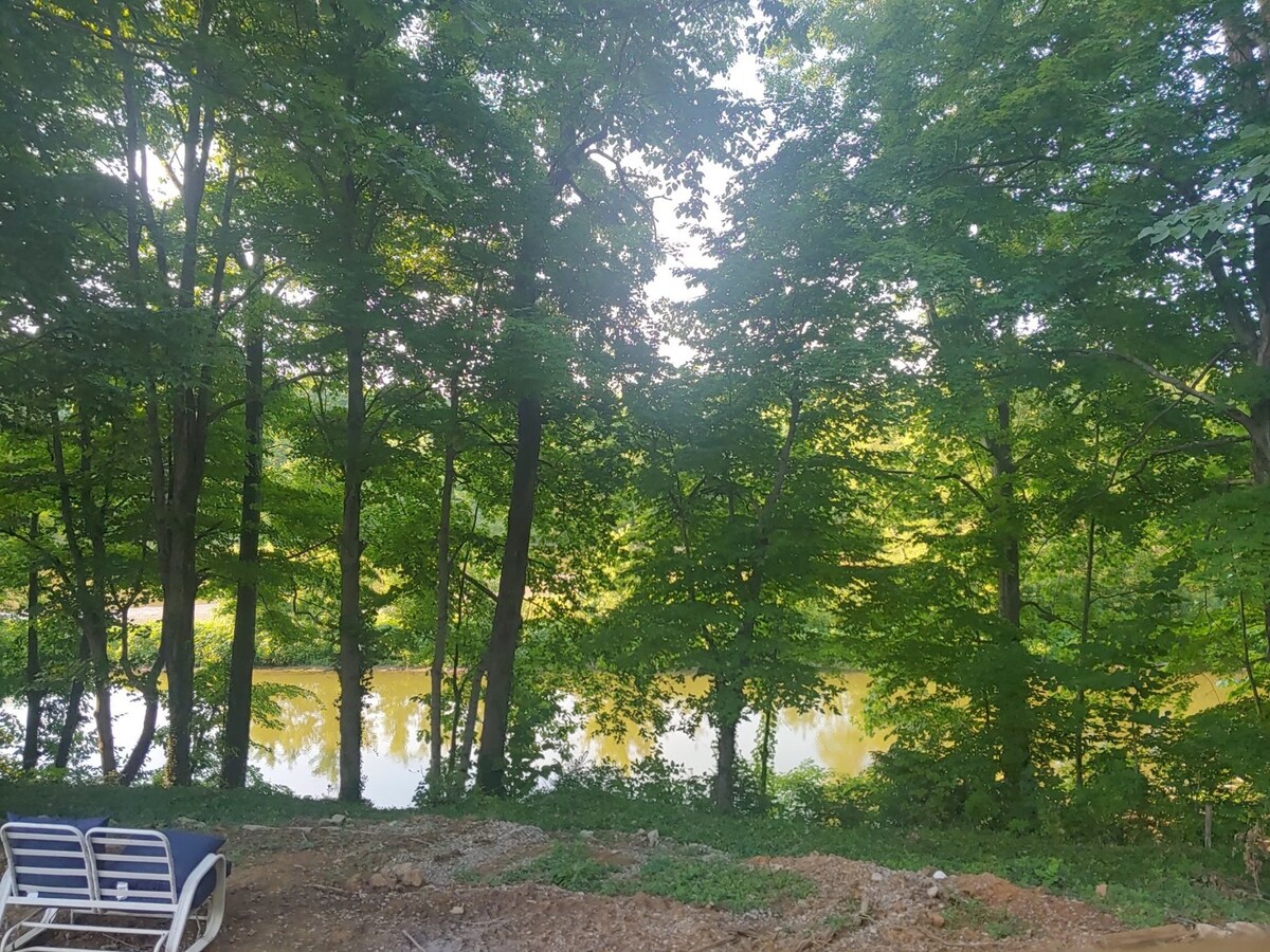 Little Bourbon & Lakeview Home Houses for Rent in Shelbyville