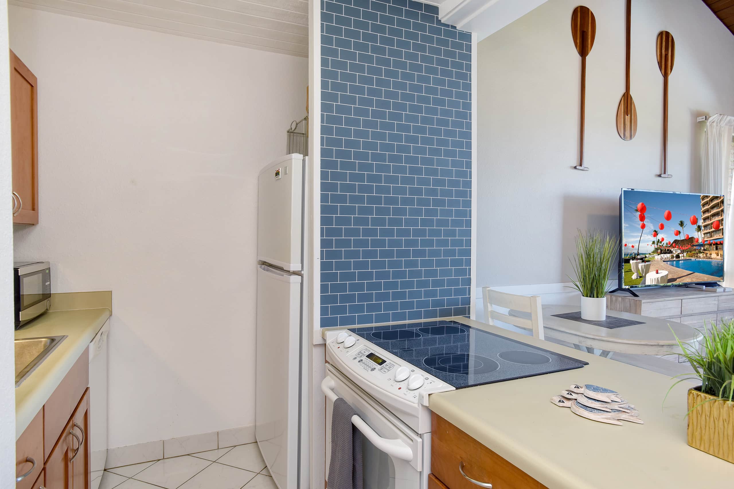 Condo in Kihei · ★4.8 · 2 bedrooms · 4 beds · 2 baths - Image 16