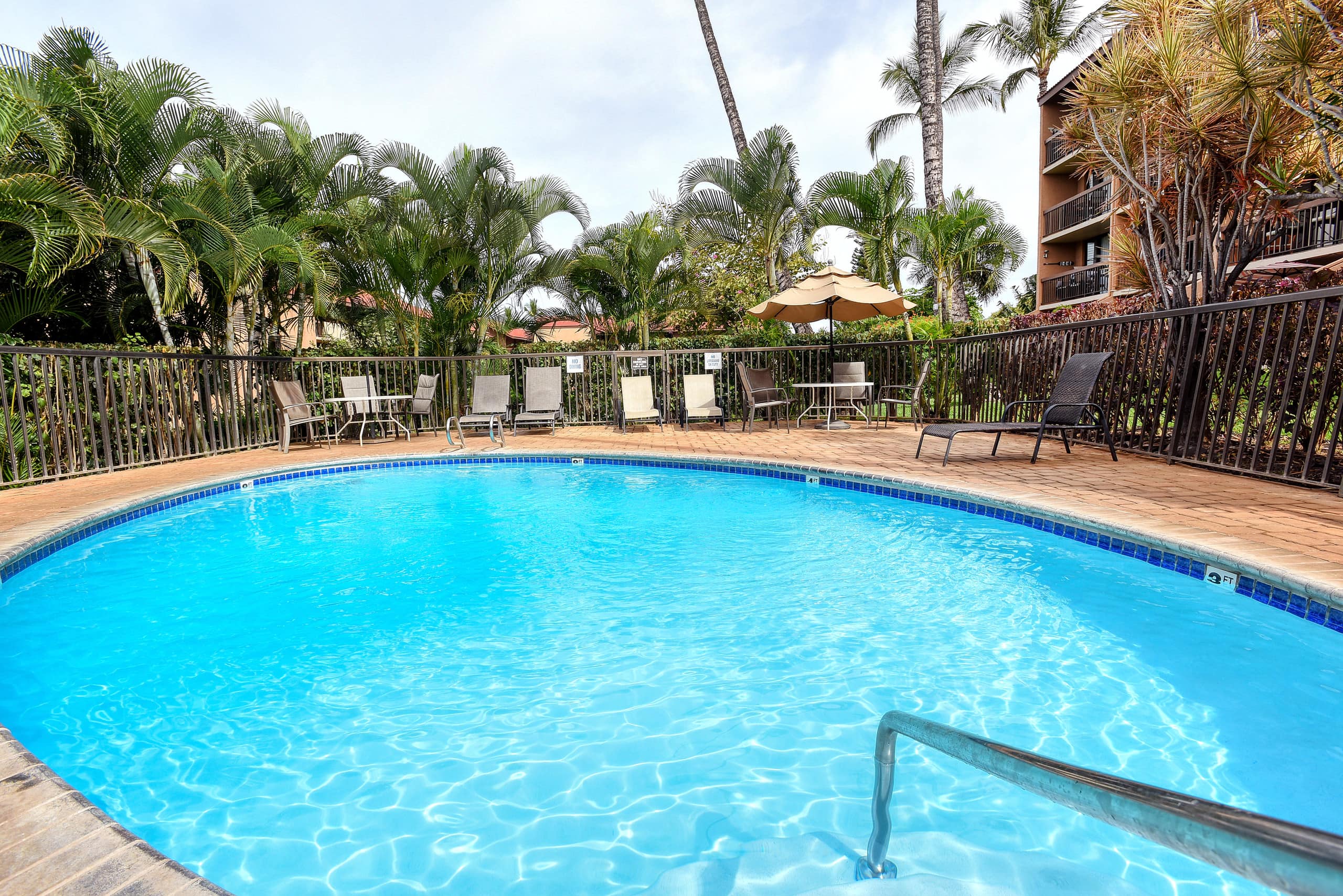 Condo in Kihei · ★4.8 · 2 bedrooms · 4 beds · 2 baths - Image 7