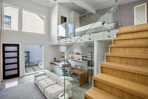 Popular Airbnb listing: The O’Four Lofts - Grayscale Lux in Greater Eastwood