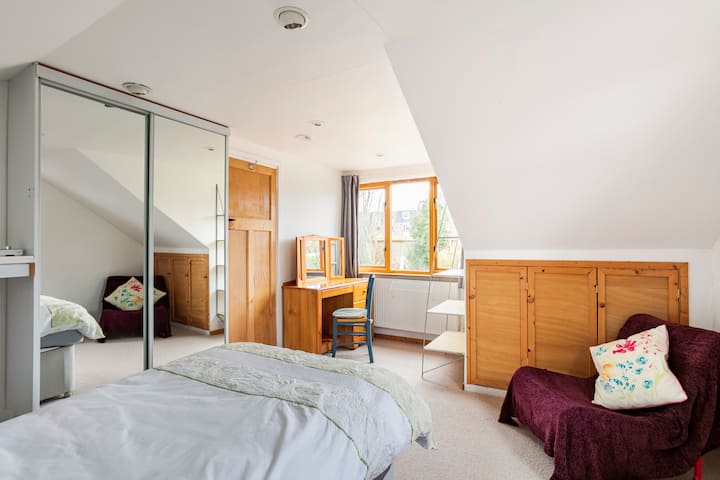 Quiet room in large house.