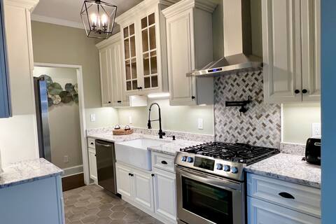 Rustic Farmhouse Meets Chic!