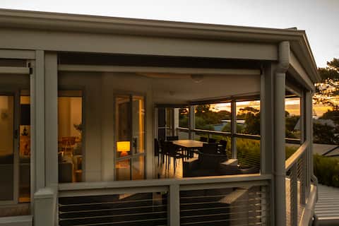 Sunset Views | Carrickalinga Beach House