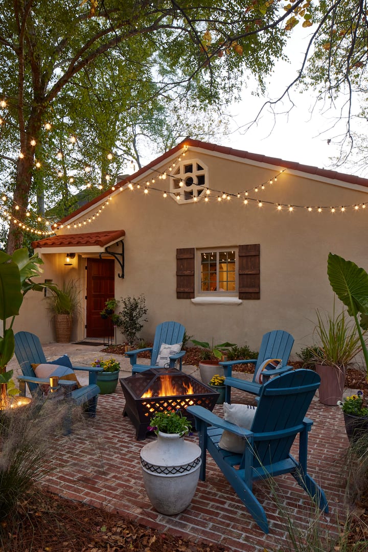 Wheeler, Spanish Villa w/Full Kitchen