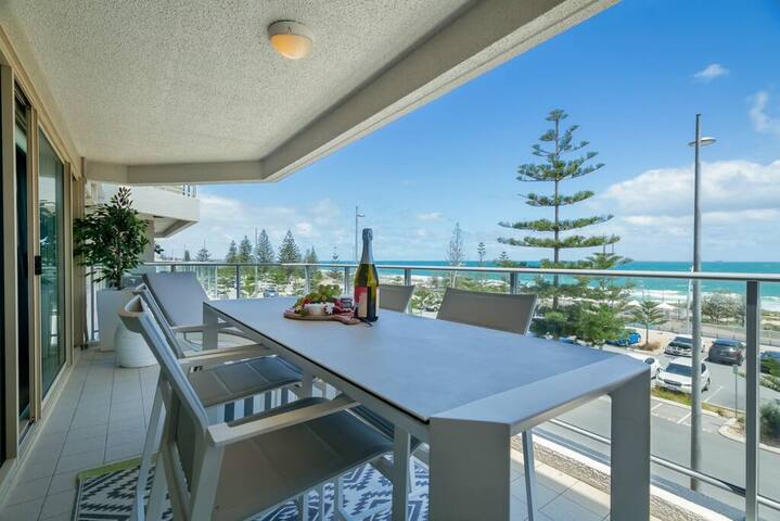 Suite 305 Sandcastles Three Bedroom gallery image 4