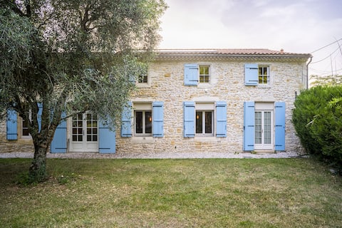 Original artists' house…