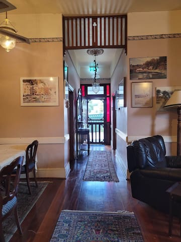 The George and Mabel Inn gallery image 2