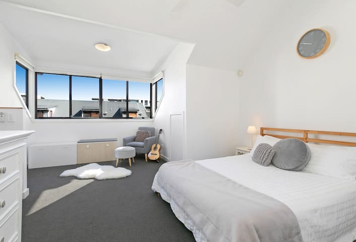 The Urban Oasis gallery image 2